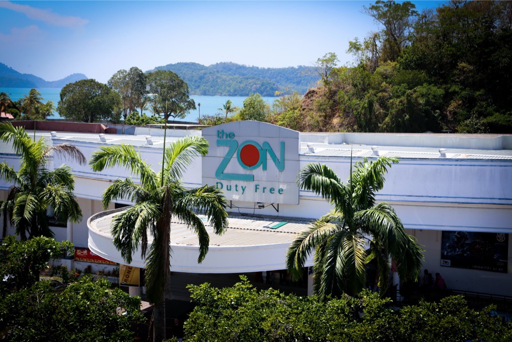 Zon Duty Free Shopping